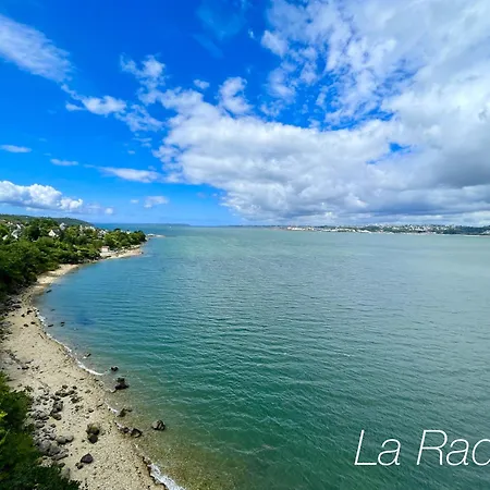 Le Costour Beau T3 Avec Balcon Et Vue Verdoyante
